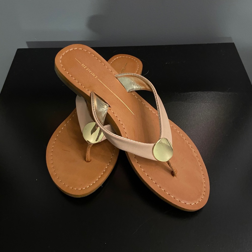 Report Summer Flip Flops